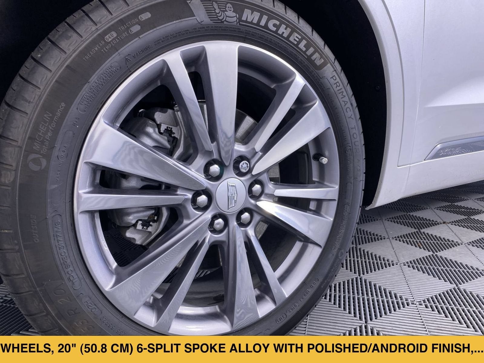 2024 Cadillac XT6 Premium Luxury