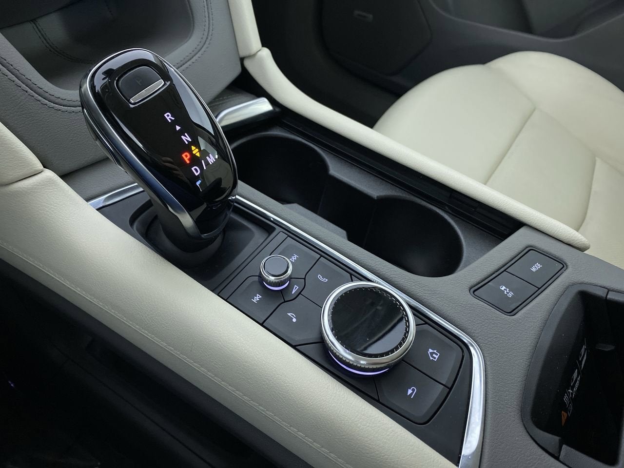 2020 Cadillac XT6 FWD Premium Luxury