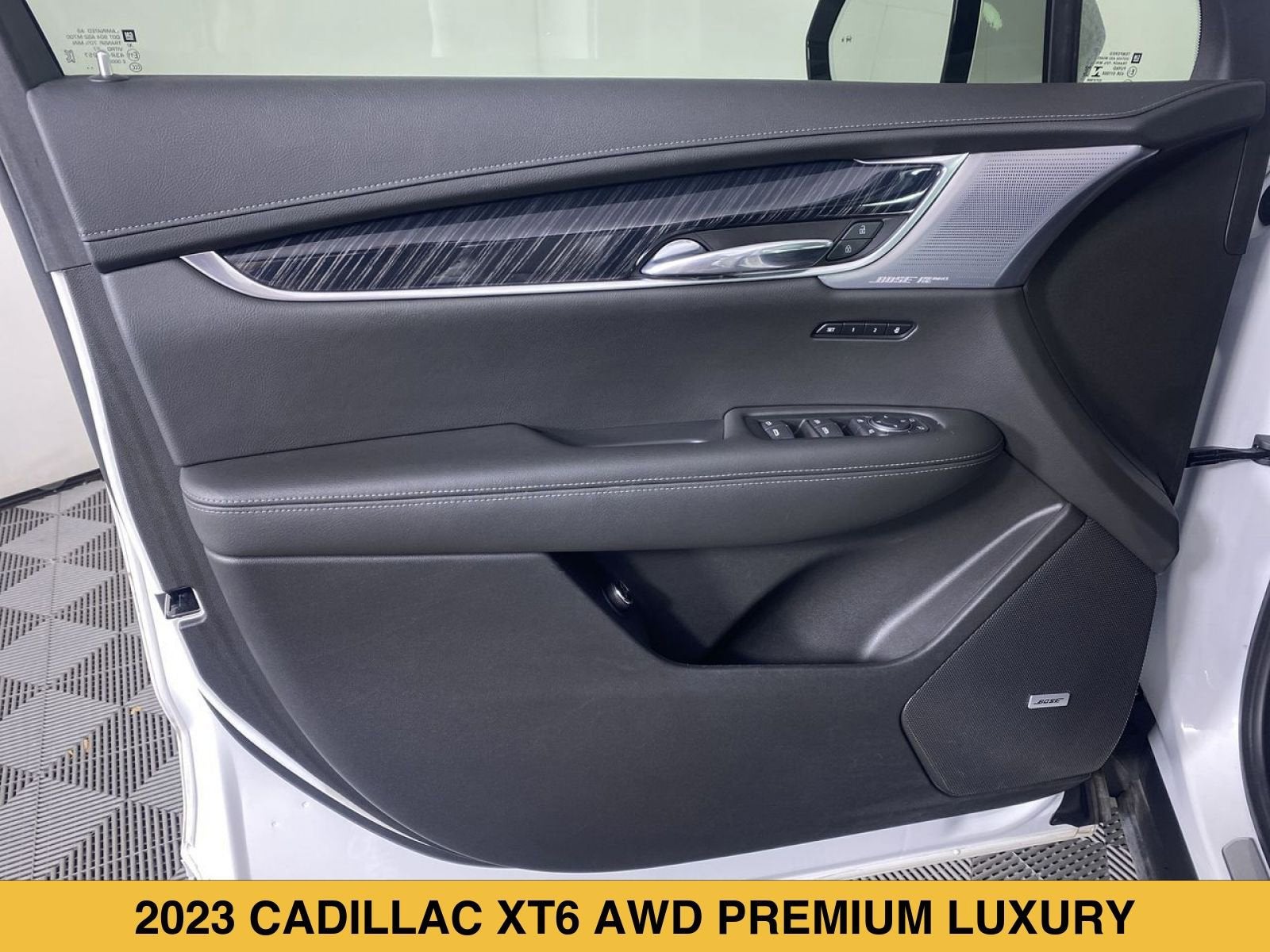 2023 Cadillac XT6 Premium Luxury