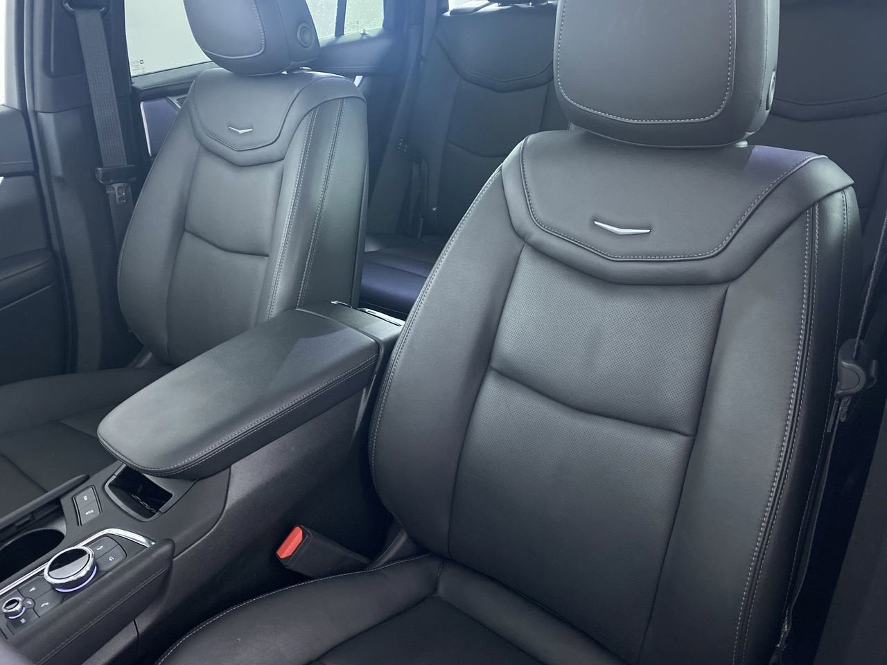 2025 Cadillac XT6 Sport