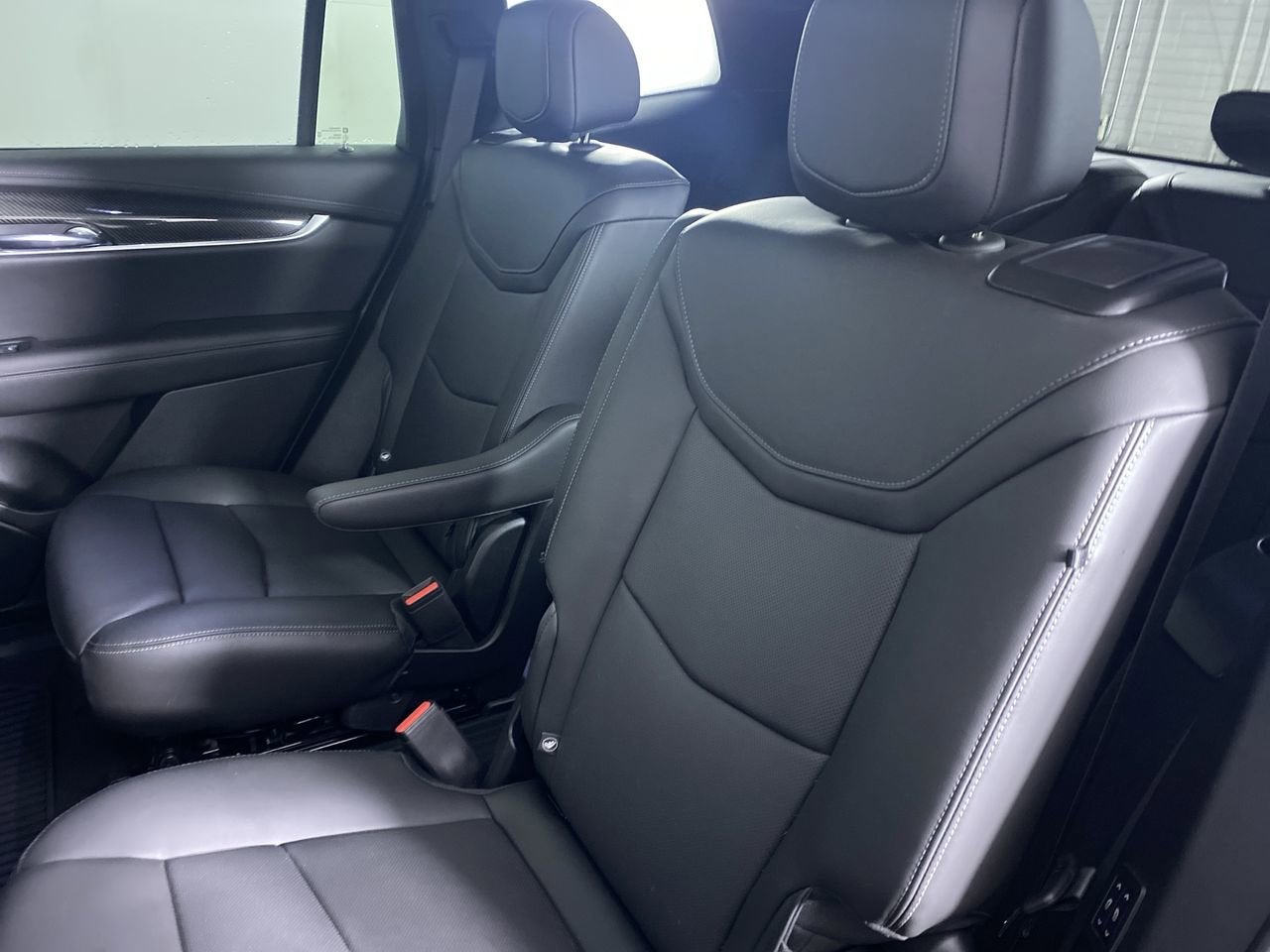 2025 Cadillac XT6 Sport