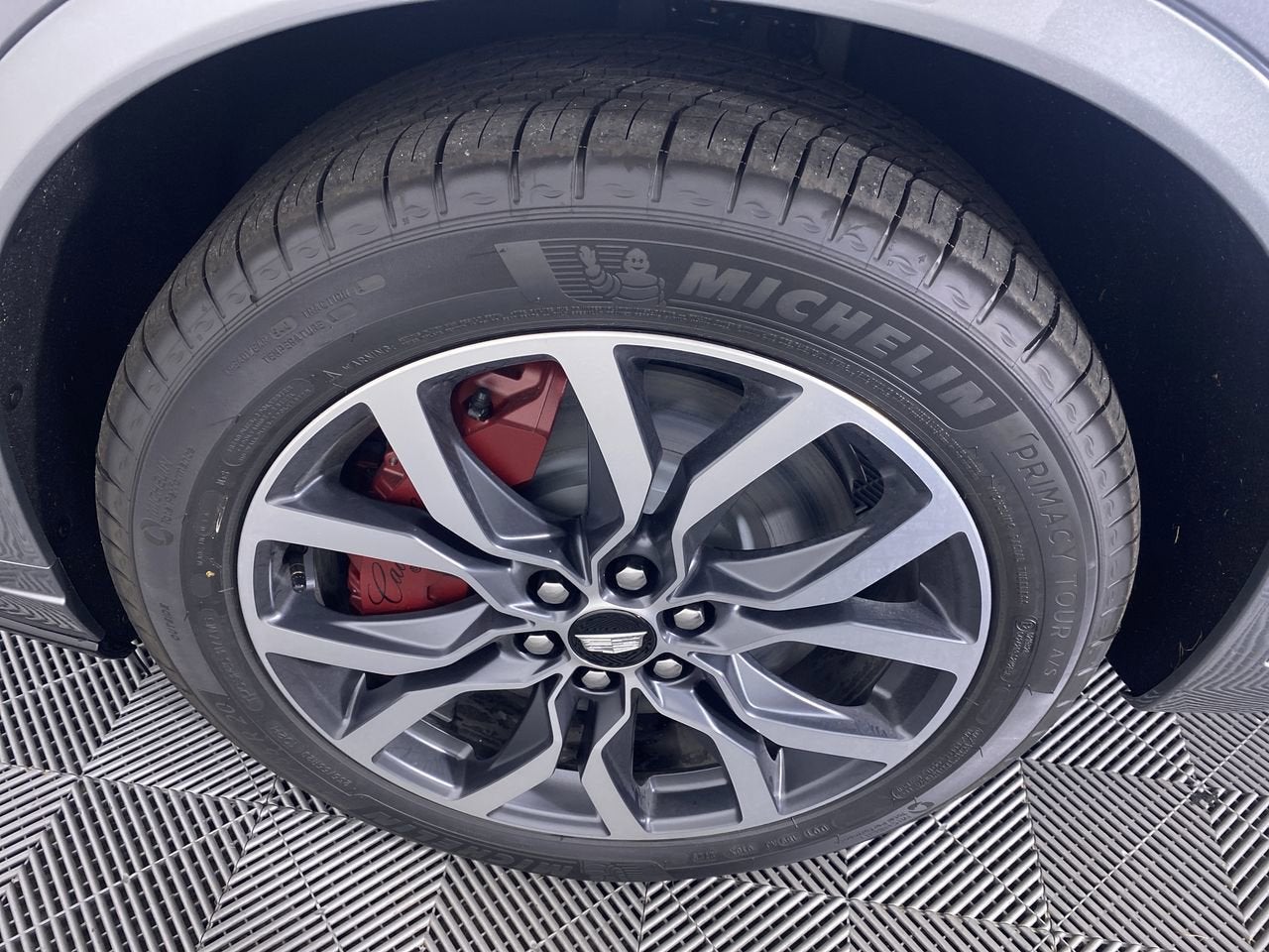 2025 Cadillac XT6 Sport