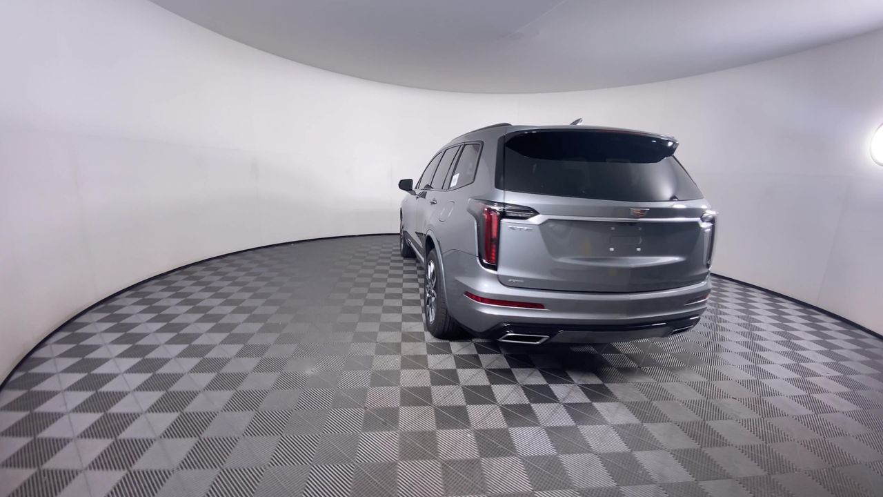 2025 Cadillac XT6 Sport