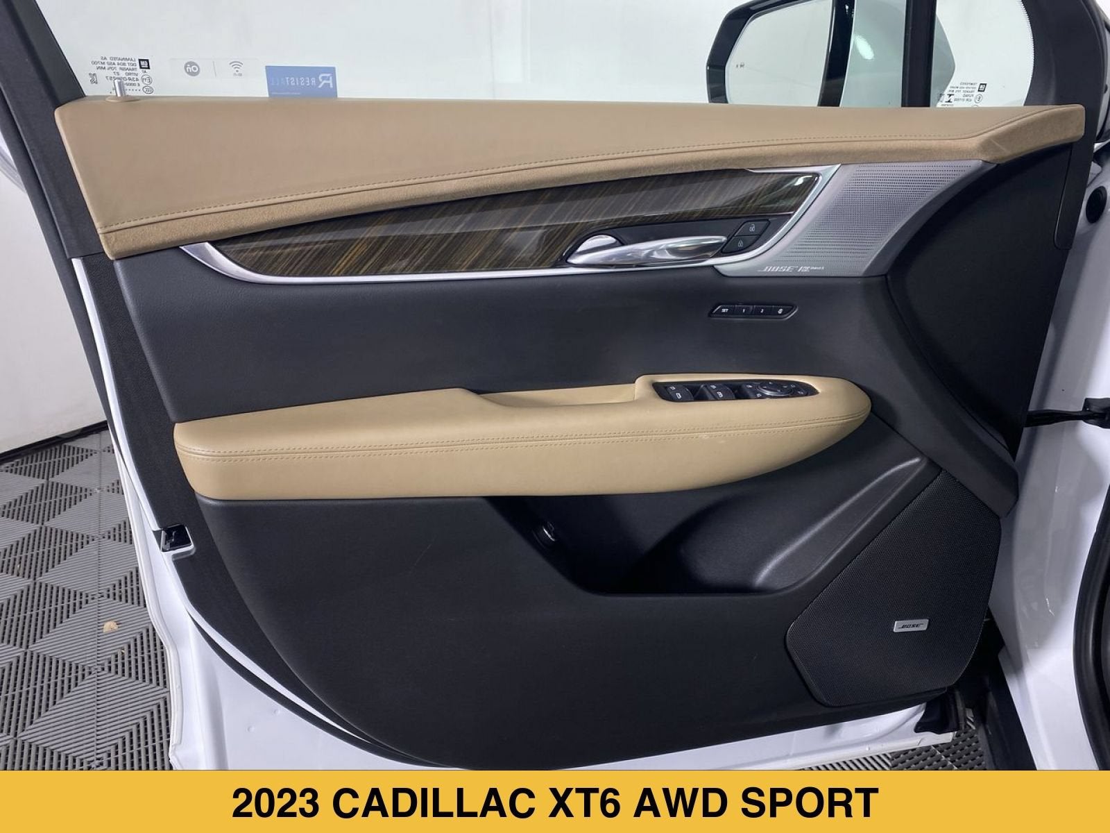 2023 Cadillac XT6 Sport