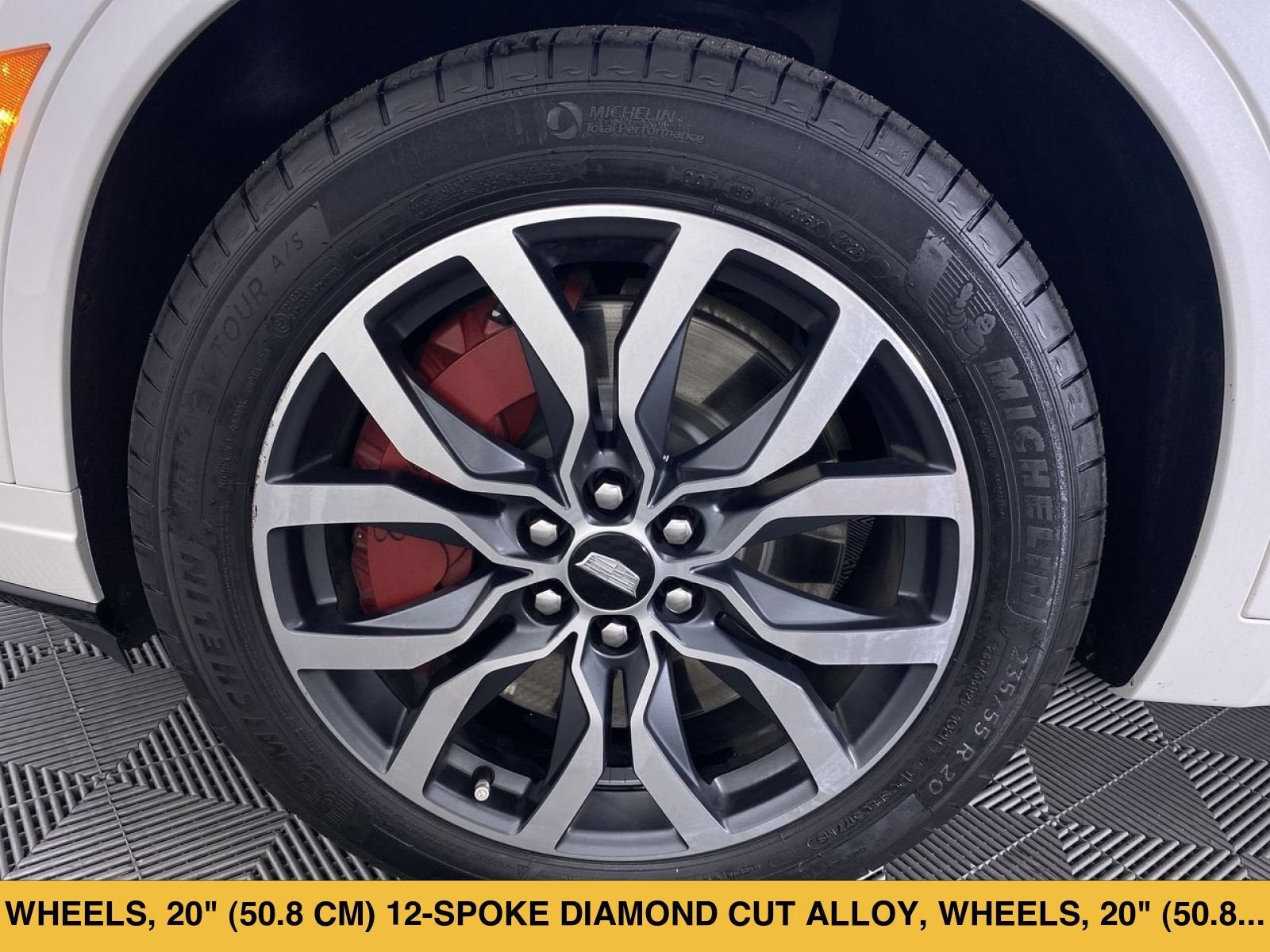 2023 Cadillac XT6 Sport
