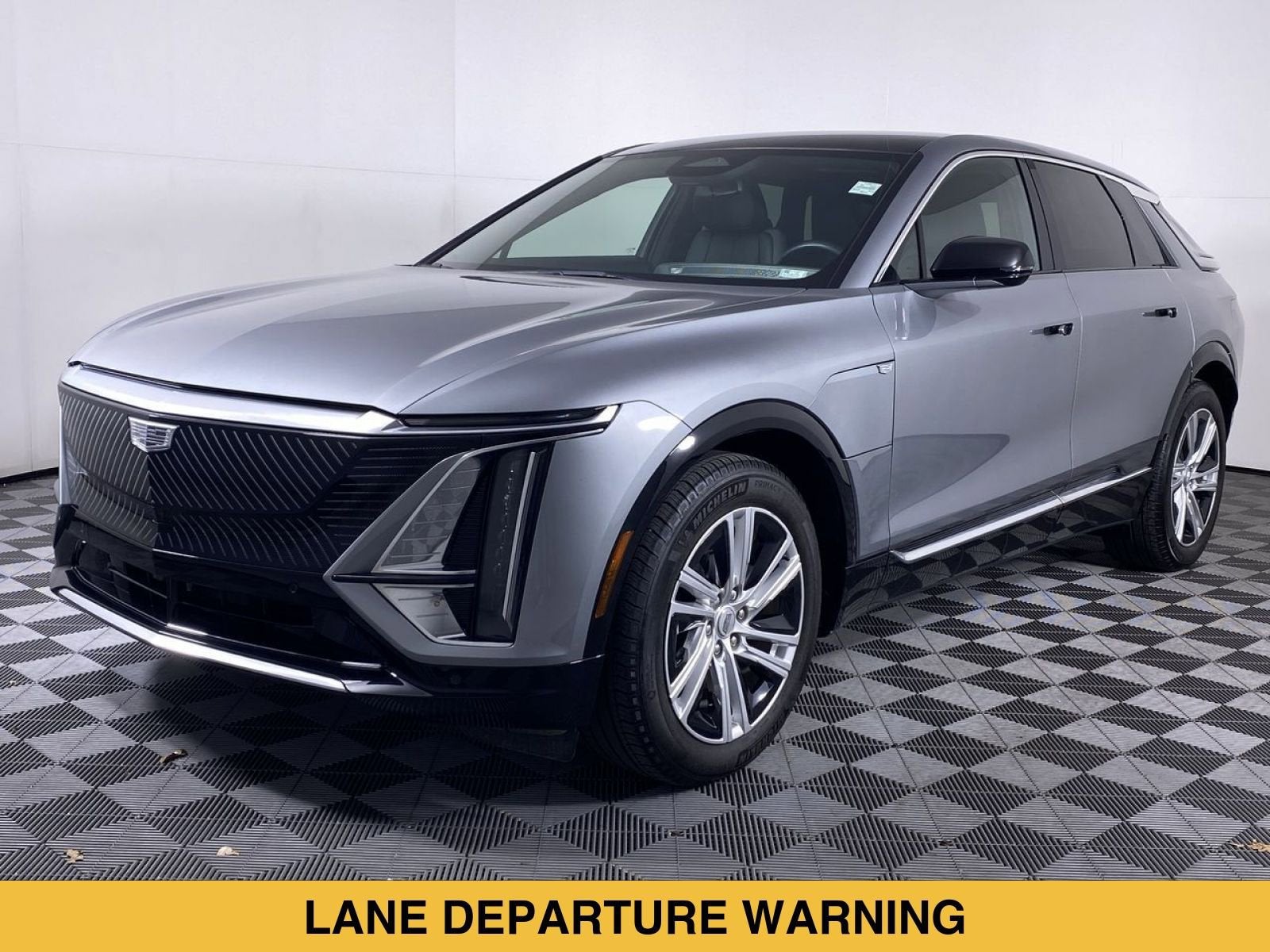 2024 Cadillac LYRIQ Tech