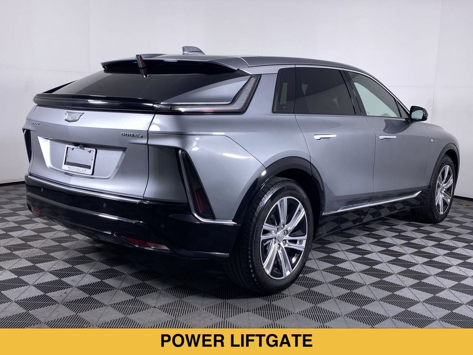 2024 Cadillac LYRIQ Tech