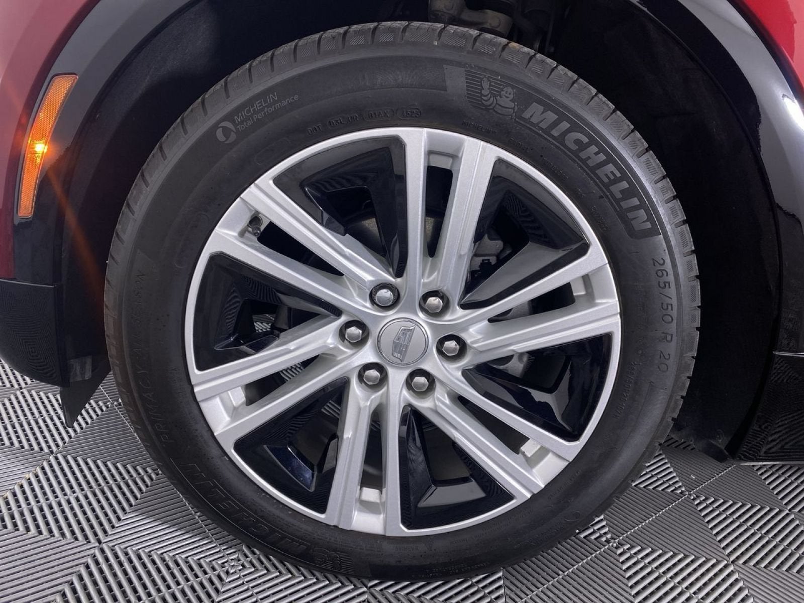 2024 Cadillac LYRIQ Tech