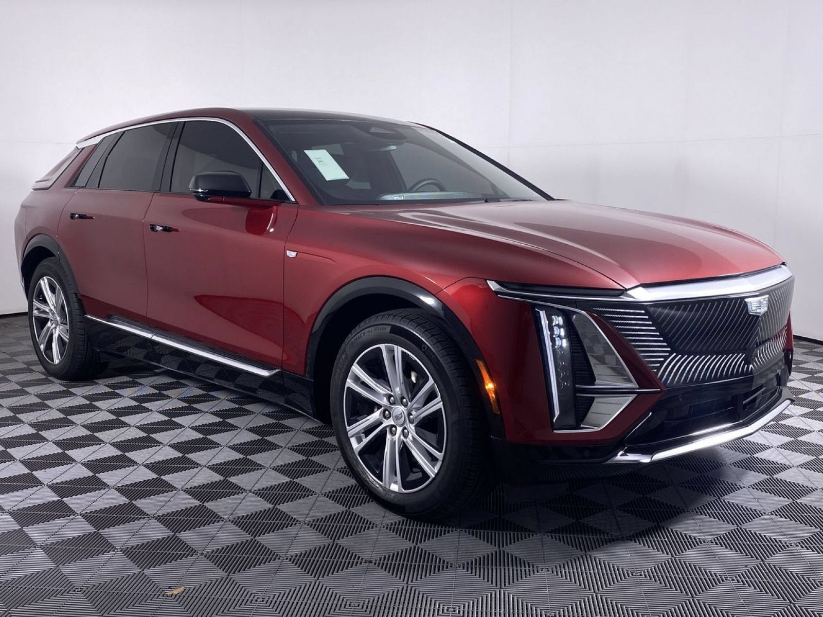 2024 Cadillac LYRIQ Tech