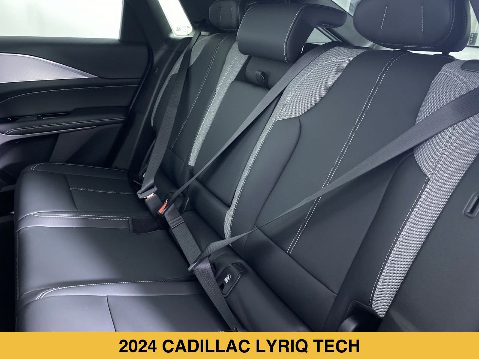 2024 Cadillac LYRIQ Tech