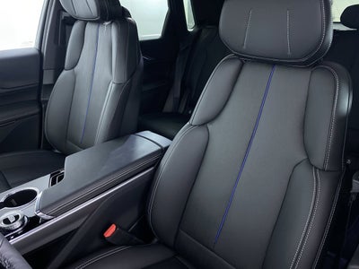 2025 Cadillac LYRIQ Luxury 1