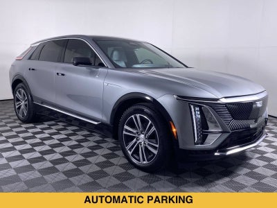 2024 Cadillac LYRIQ Luxury 1