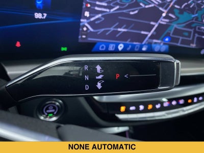 2024 Cadillac LYRIQ Luxury 1