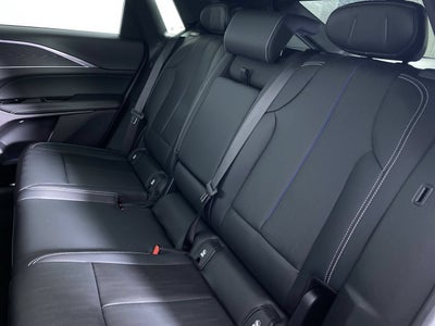 2024 Cadillac LYRIQ Luxury 1