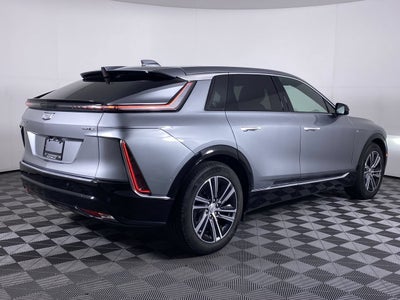 2024 Cadillac LYRIQ Luxury 1