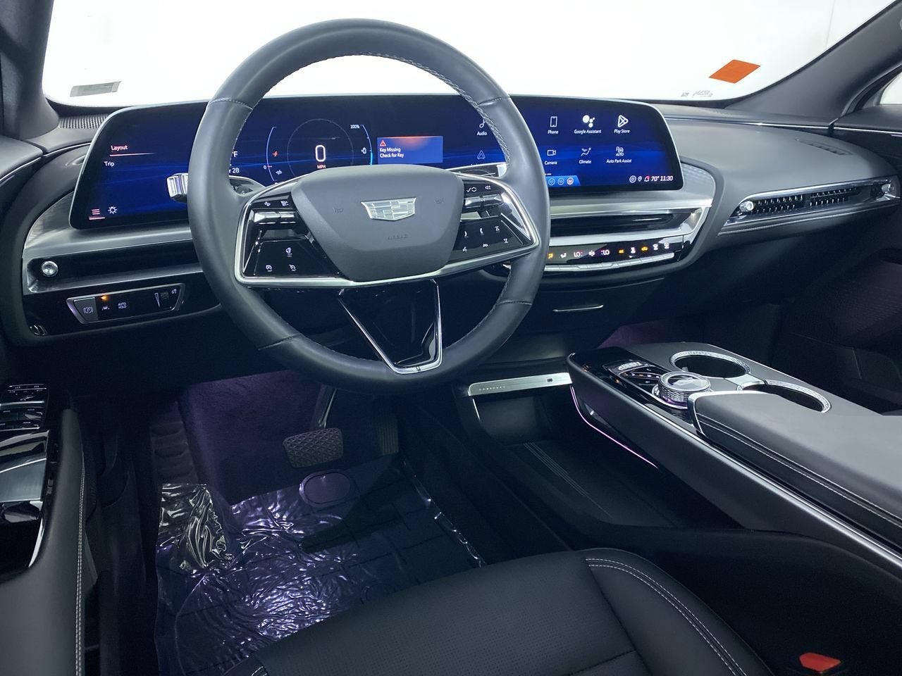 2024 Cadillac LYRIQ Luxury 1