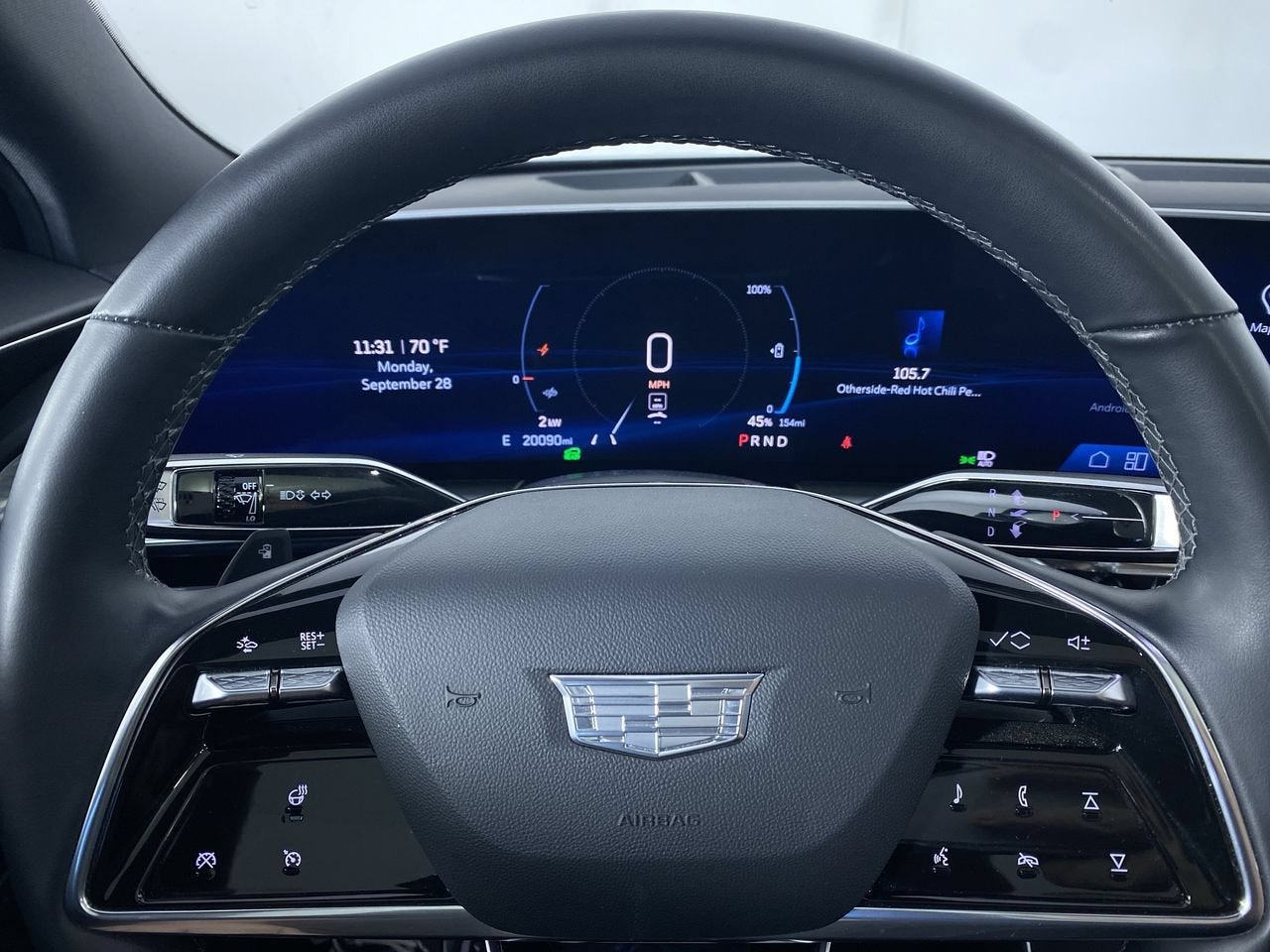 2024 Cadillac LYRIQ Luxury 1