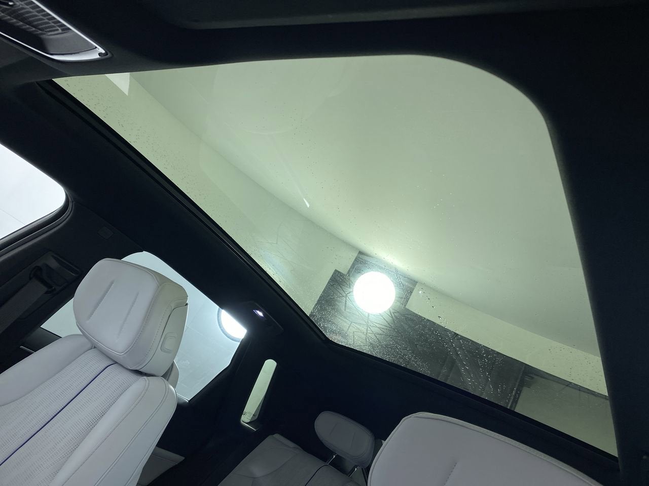 2024 Cadillac LYRIQ Luxury 1