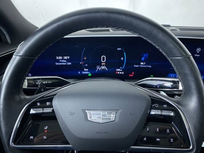 2024 Cadillac LYRIQ Luxury 1