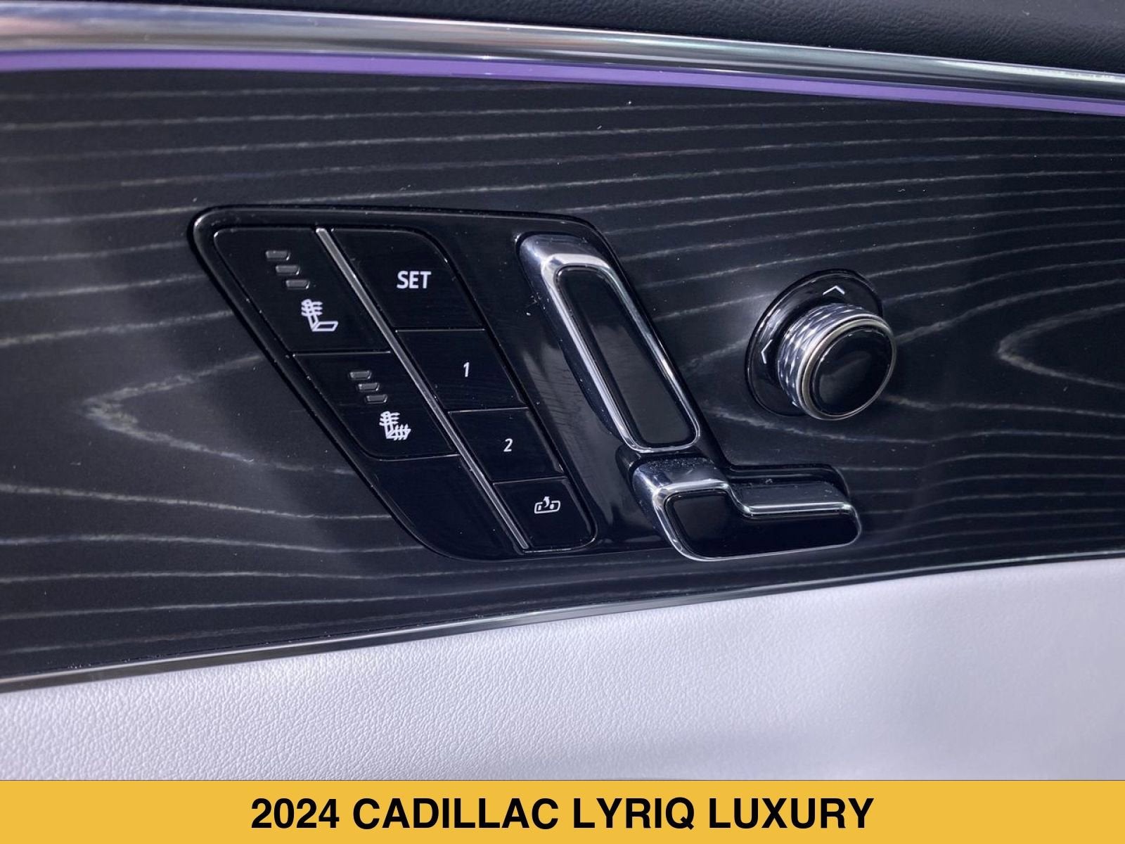 2024 Cadillac LYRIQ Luxury 1