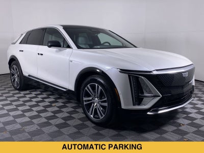 2024 Cadillac LYRIQ Luxury 1