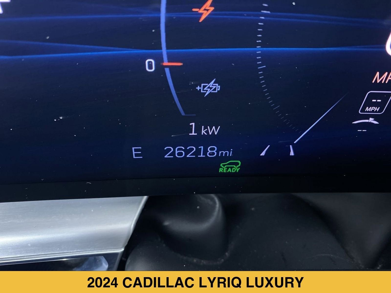 2024 Cadillac LYRIQ Luxury 1