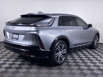 2024 Cadillac LYRIQ Luxury 1