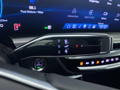 2024 Cadillac LYRIQ Luxury 1