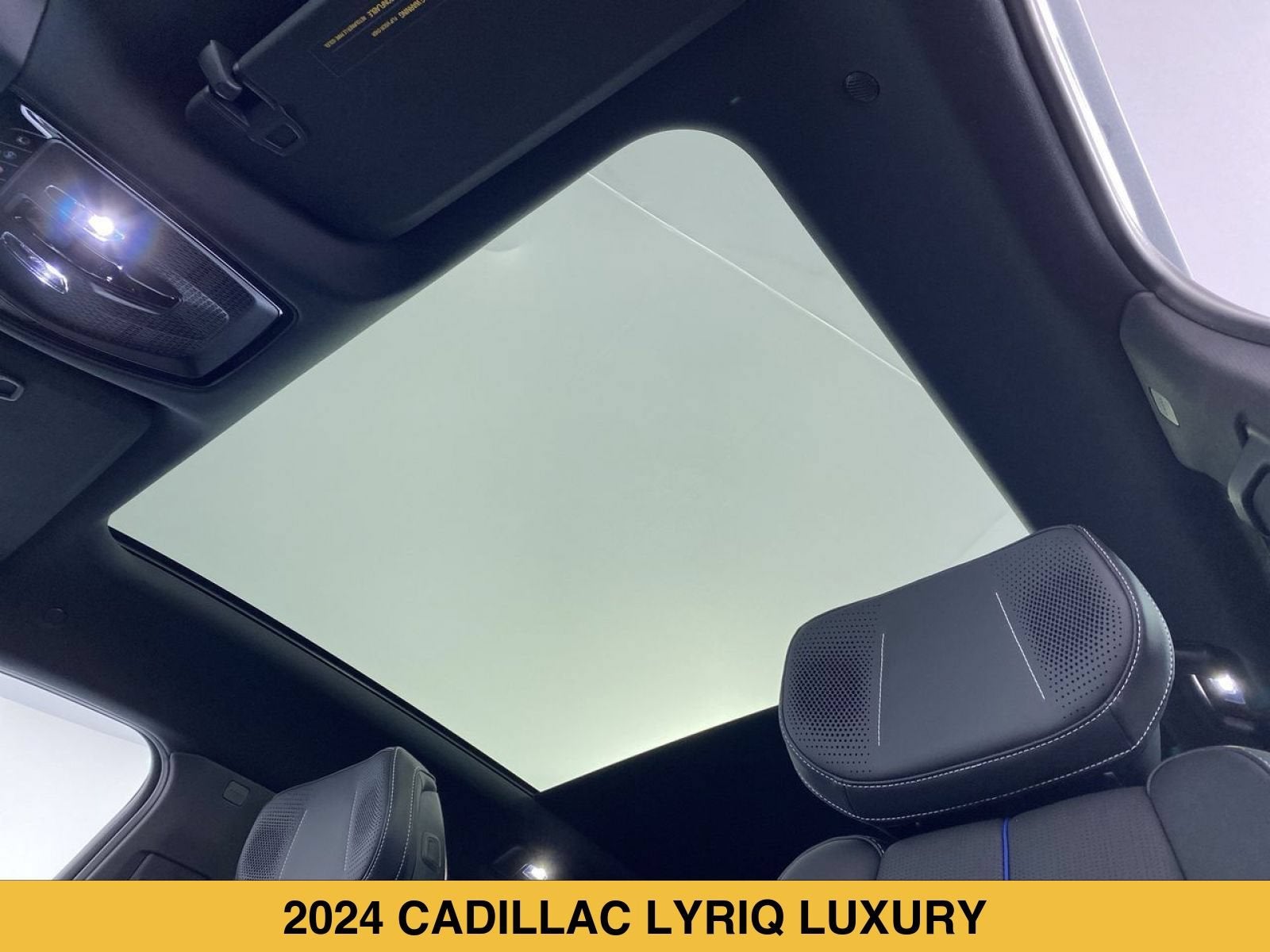 2024 Cadillac LYRIQ Luxury 2