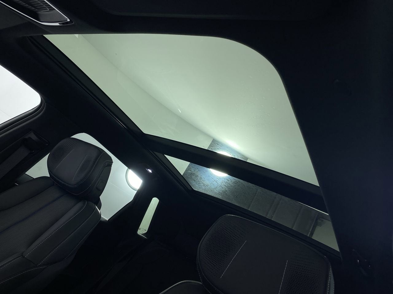 2024 Cadillac LYRIQ Luxury 3