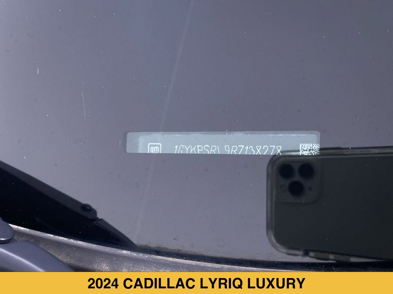 2024 Cadillac LYRIQ Luxury 3