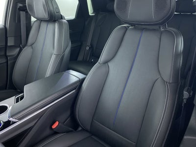 2024 Cadillac LYRIQ Luxury 3