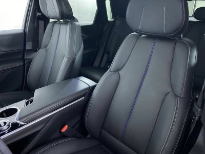 2024 Cadillac LYRIQ Sport 1