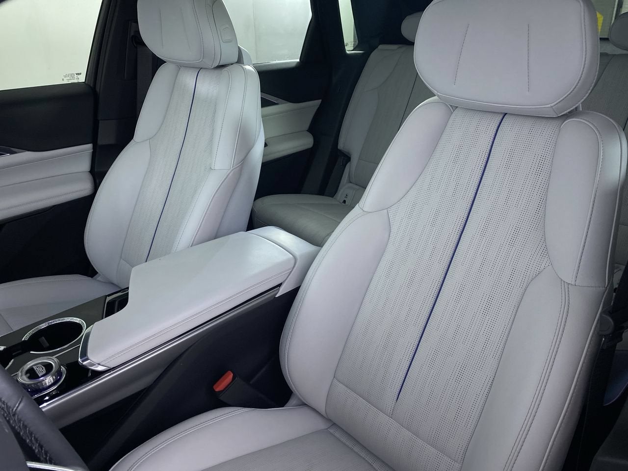 2024 Cadillac LYRIQ Sport 1