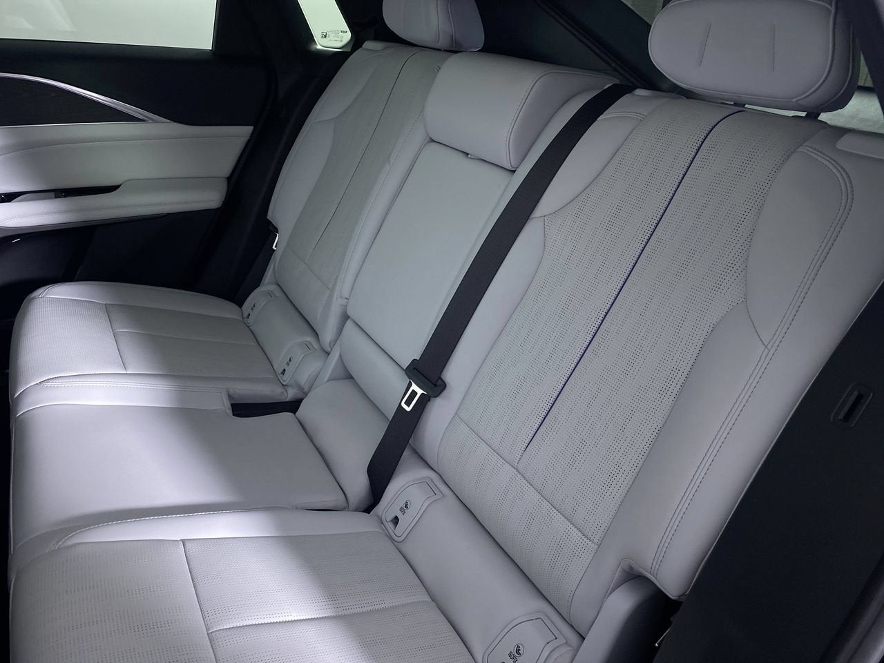 2024 Cadillac LYRIQ Sport 1