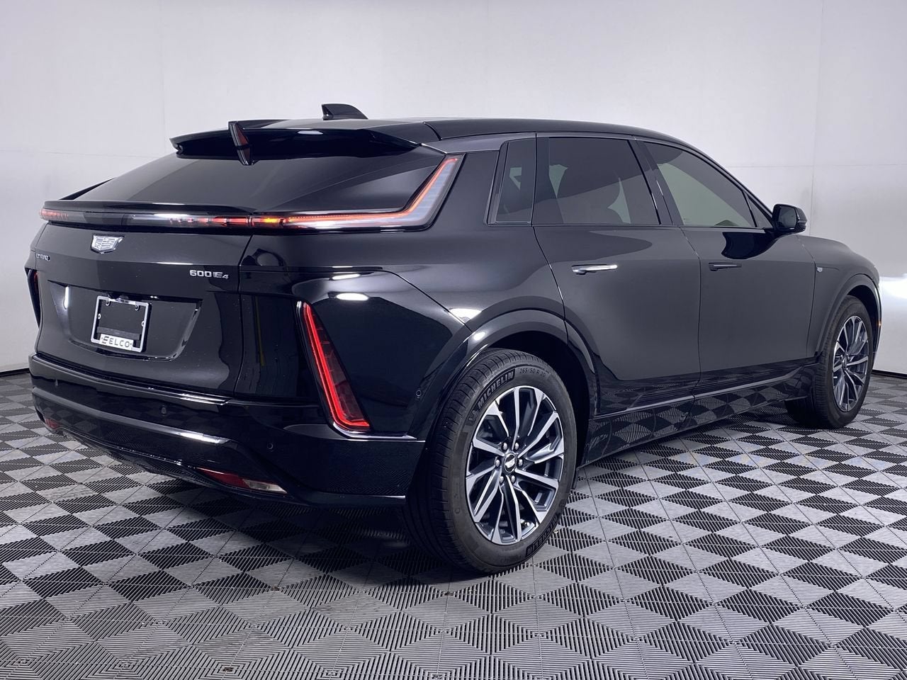 2024 Cadillac LYRIQ Sport 1