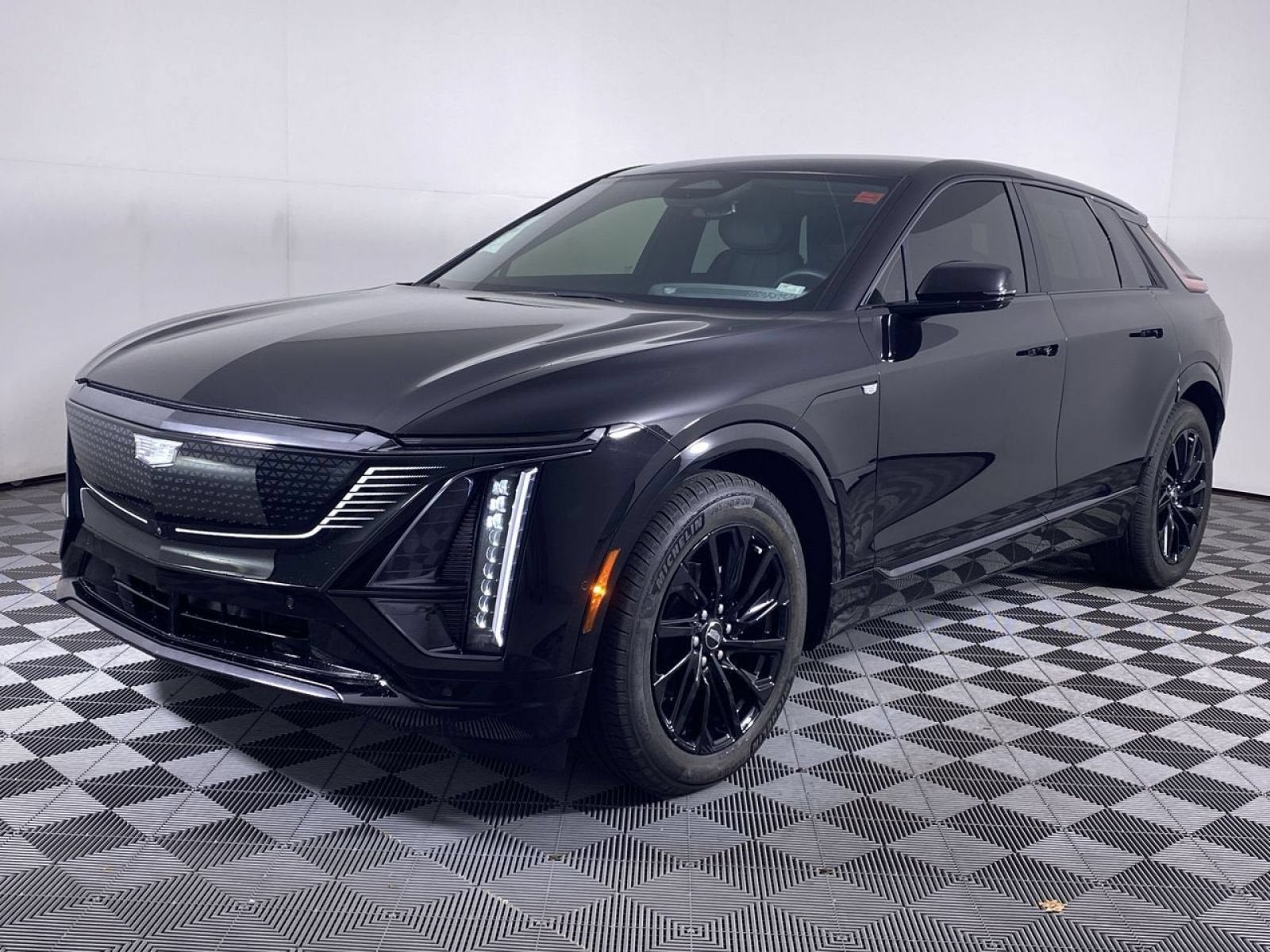 2024 Cadillac LYRIQ Sport 1