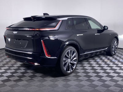 2025 Cadillac LYRIQ Luxury 3