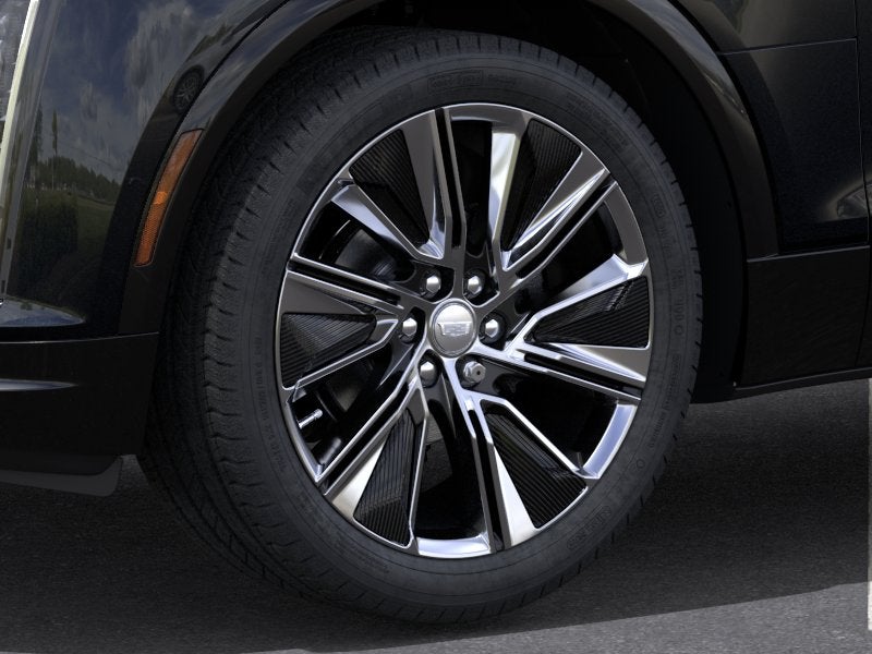 2025 Cadillac LYRIQ Luxury 3