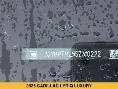 2025 Cadillac LYRIQ Luxury 3