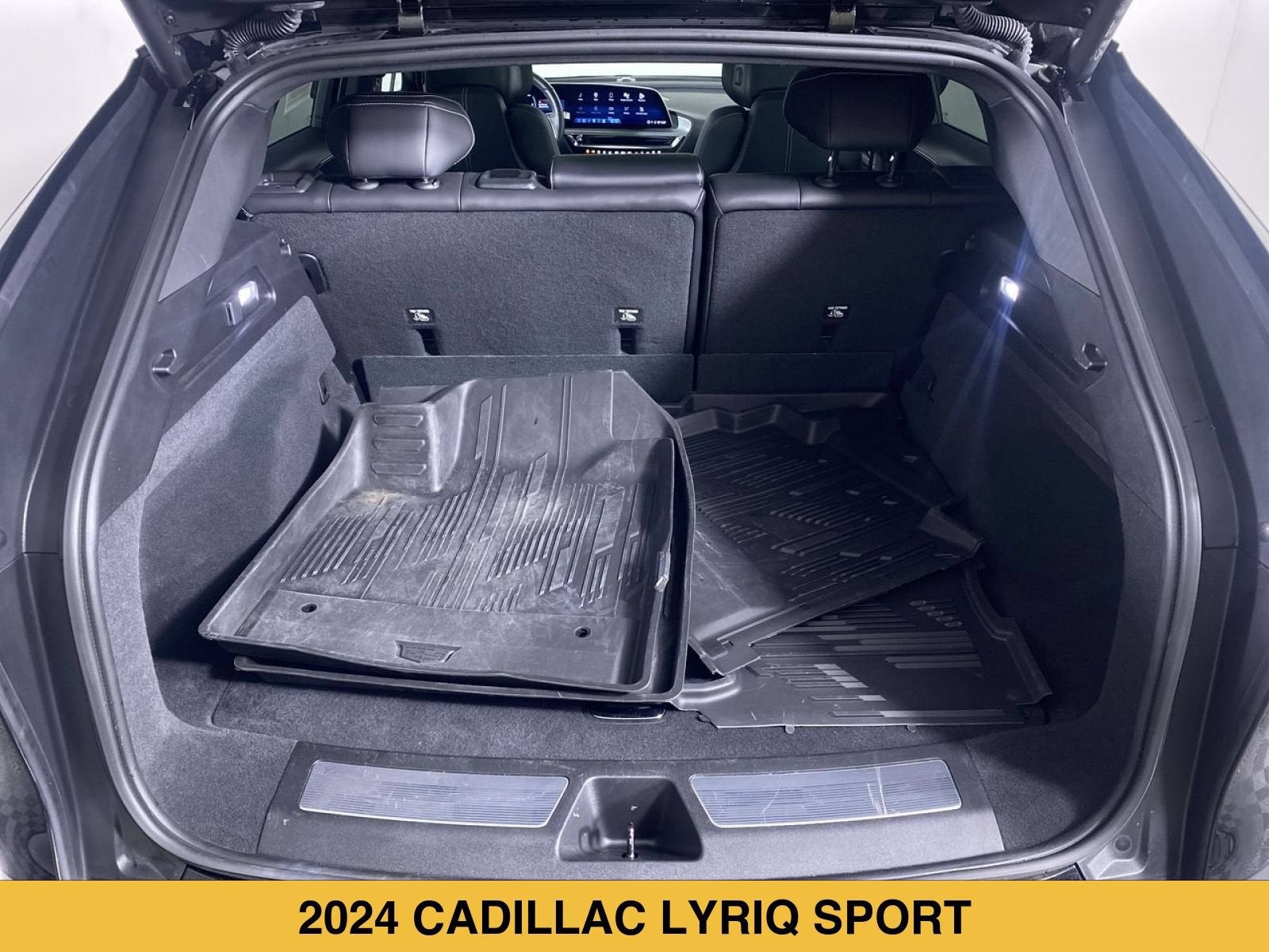 2024 Cadillac LYRIQ Sport 1