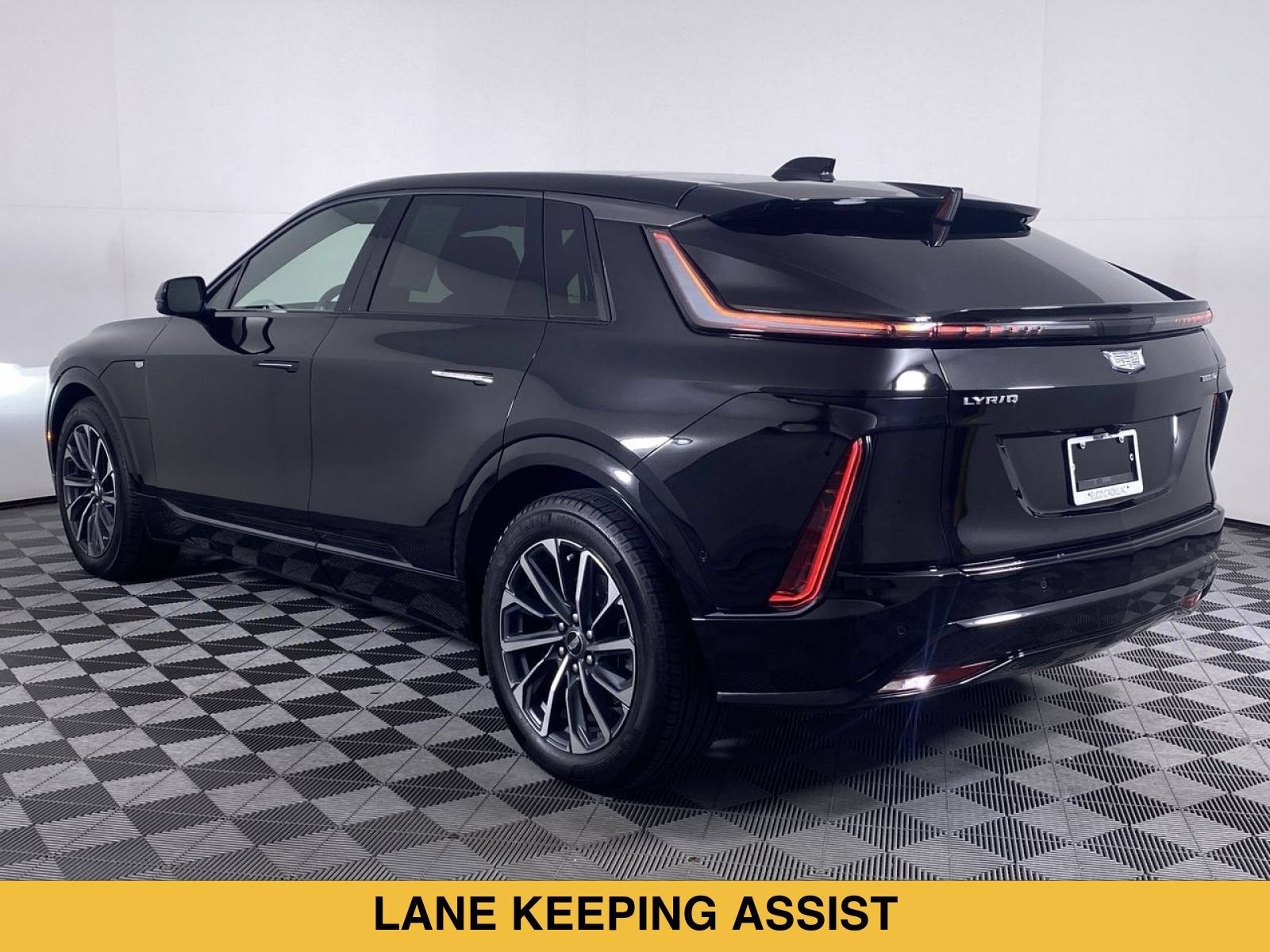 2024 Cadillac LYRIQ Sport 1