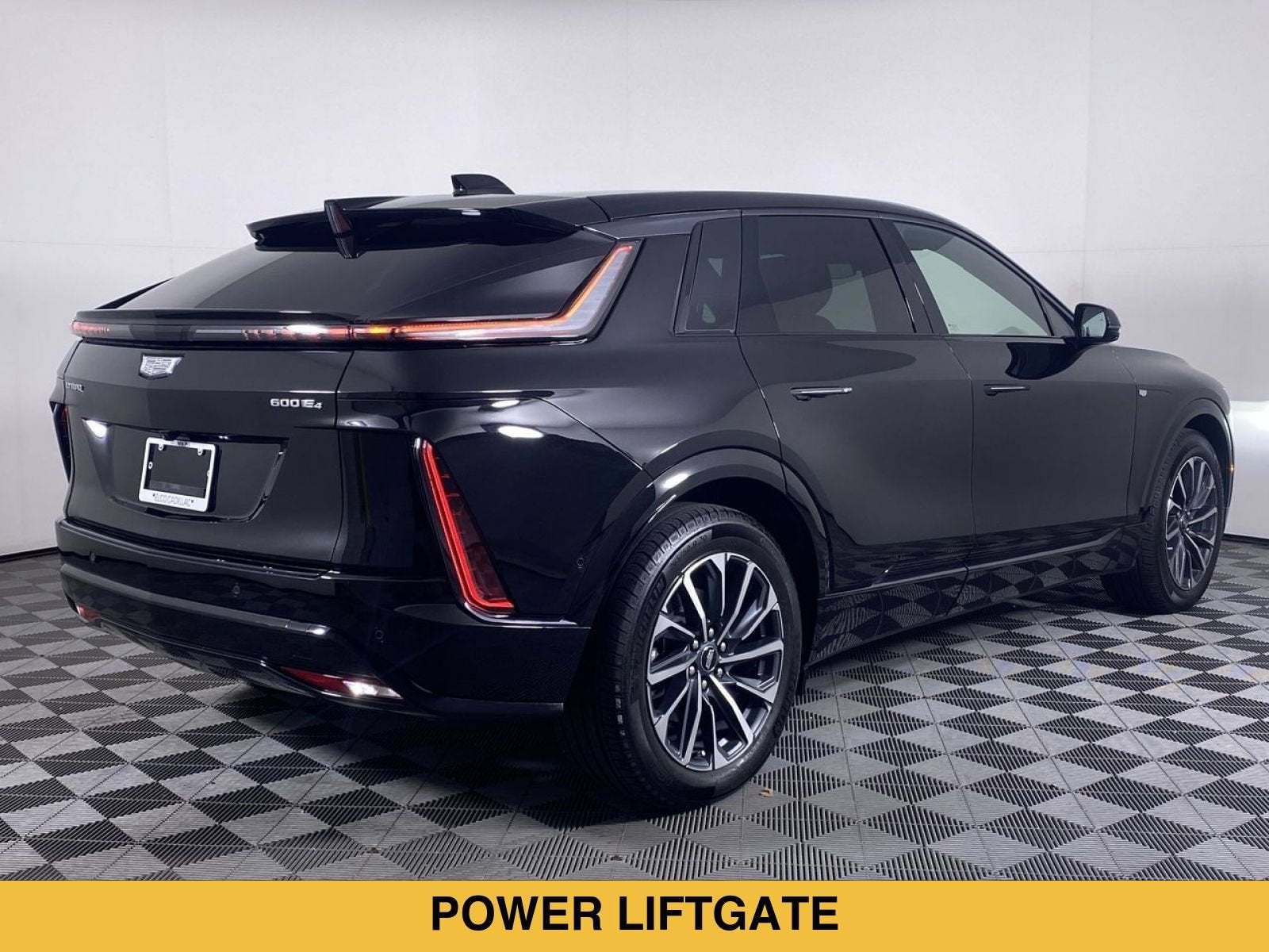 2024 Cadillac LYRIQ Sport 1
