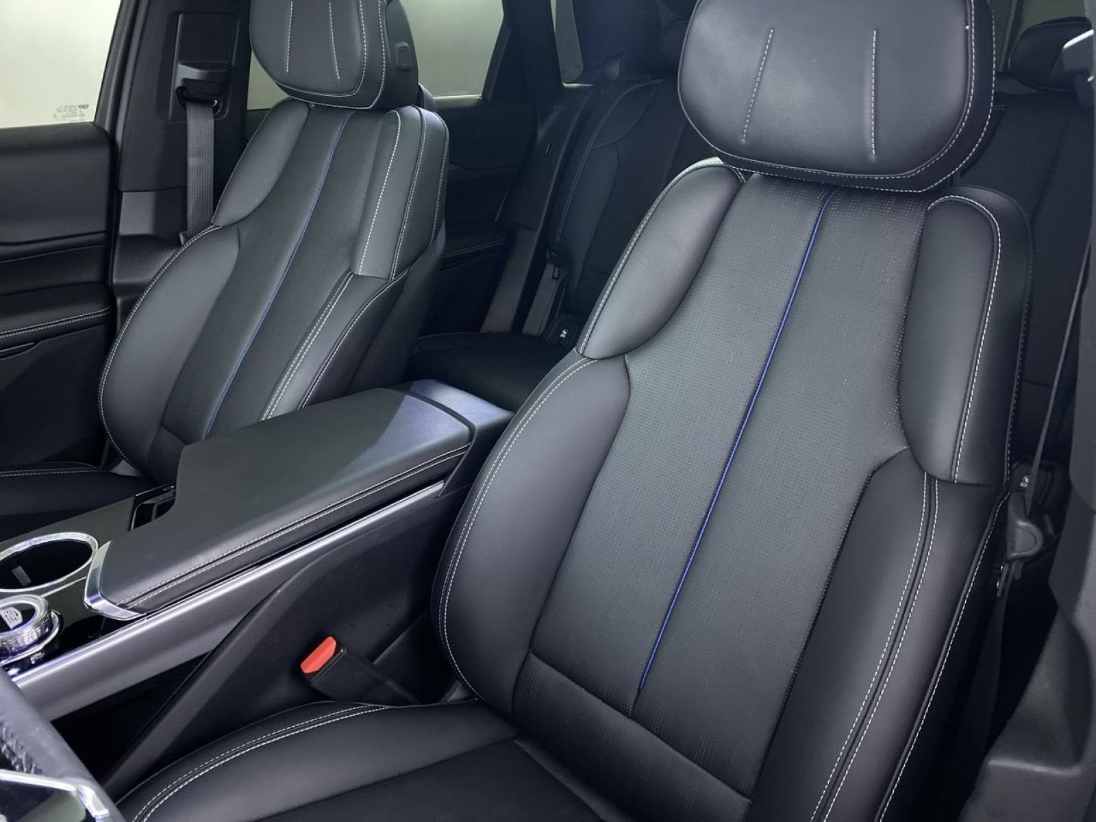 2024 Cadillac LYRIQ Sport 1