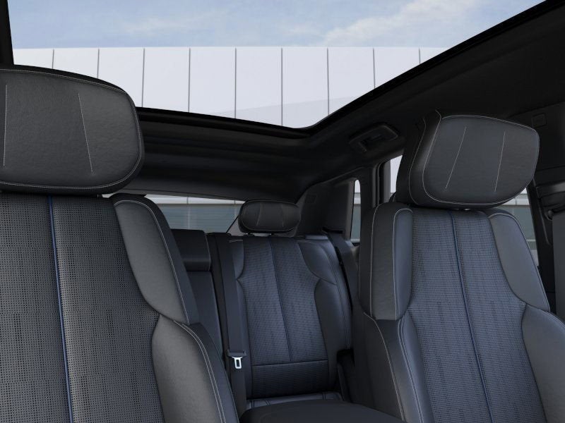 2025 Cadillac LYRIQ Sport 1