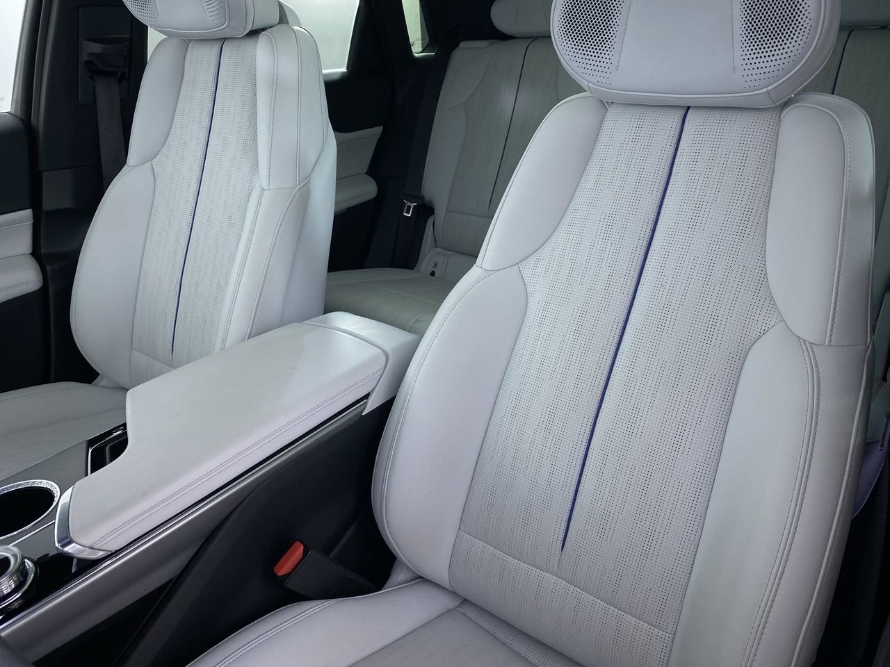 2024 Cadillac LYRIQ Sport 2