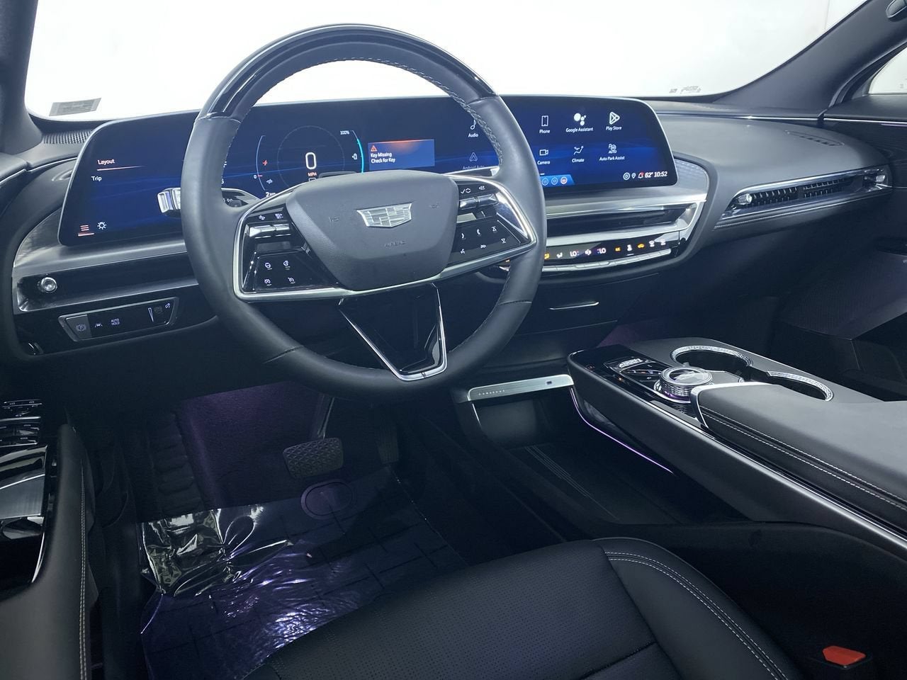 2024 Cadillac LYRIQ Sport 2