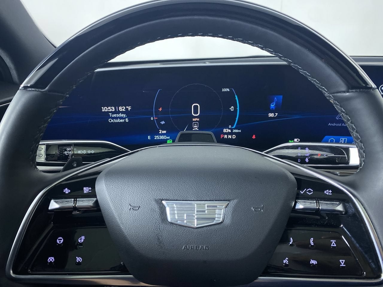 2024 Cadillac LYRIQ Sport 2