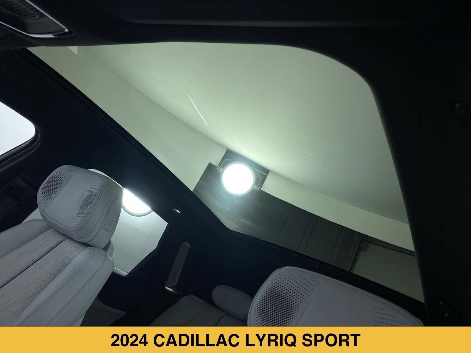 2024 Cadillac LYRIQ Sport 2