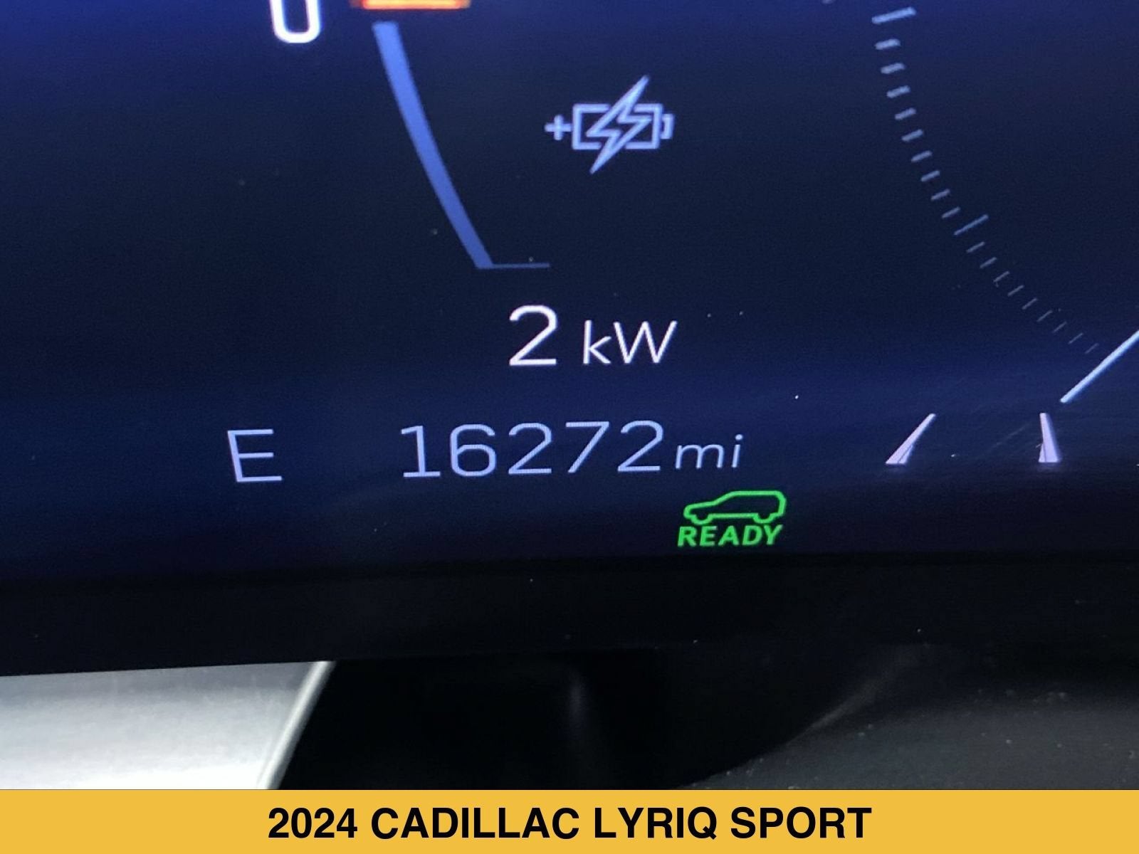 2024 Cadillac LYRIQ Sport 2